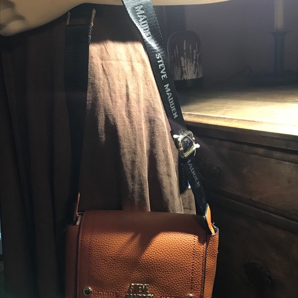 Steve Madden NWT Flap, Crossbody Brown bag - Picture 3 of 4
